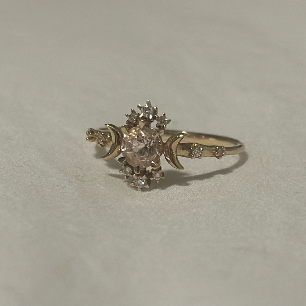 Sofia zakia morganite wandering star ring